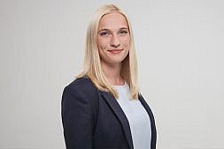 Jannina_Holz__K1_72dpi